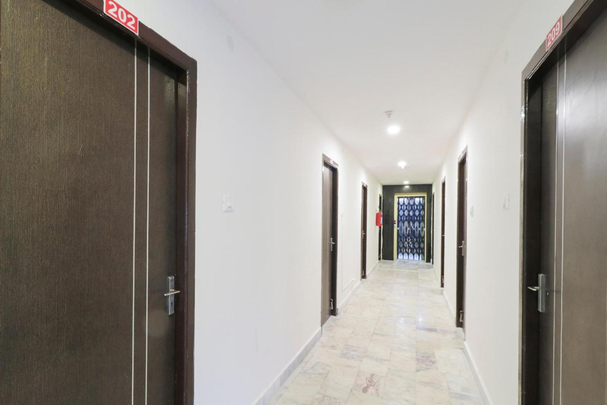 Hotel O Akshaya Elite วิเจยาวารา ภายนอก รูปภาพ
