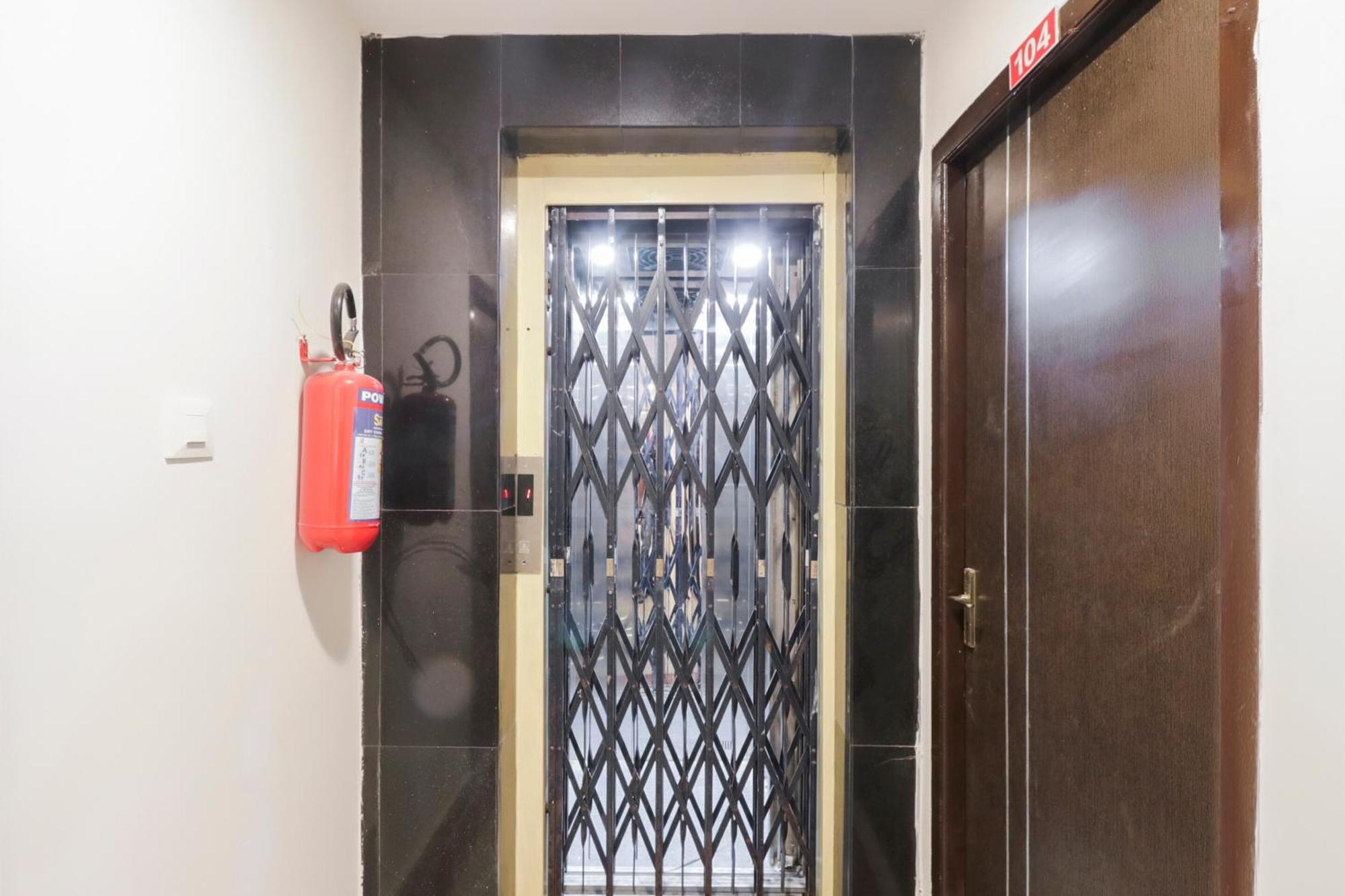 Hotel O Akshaya Elite วิเจยาวารา ภายนอก รูปภาพ